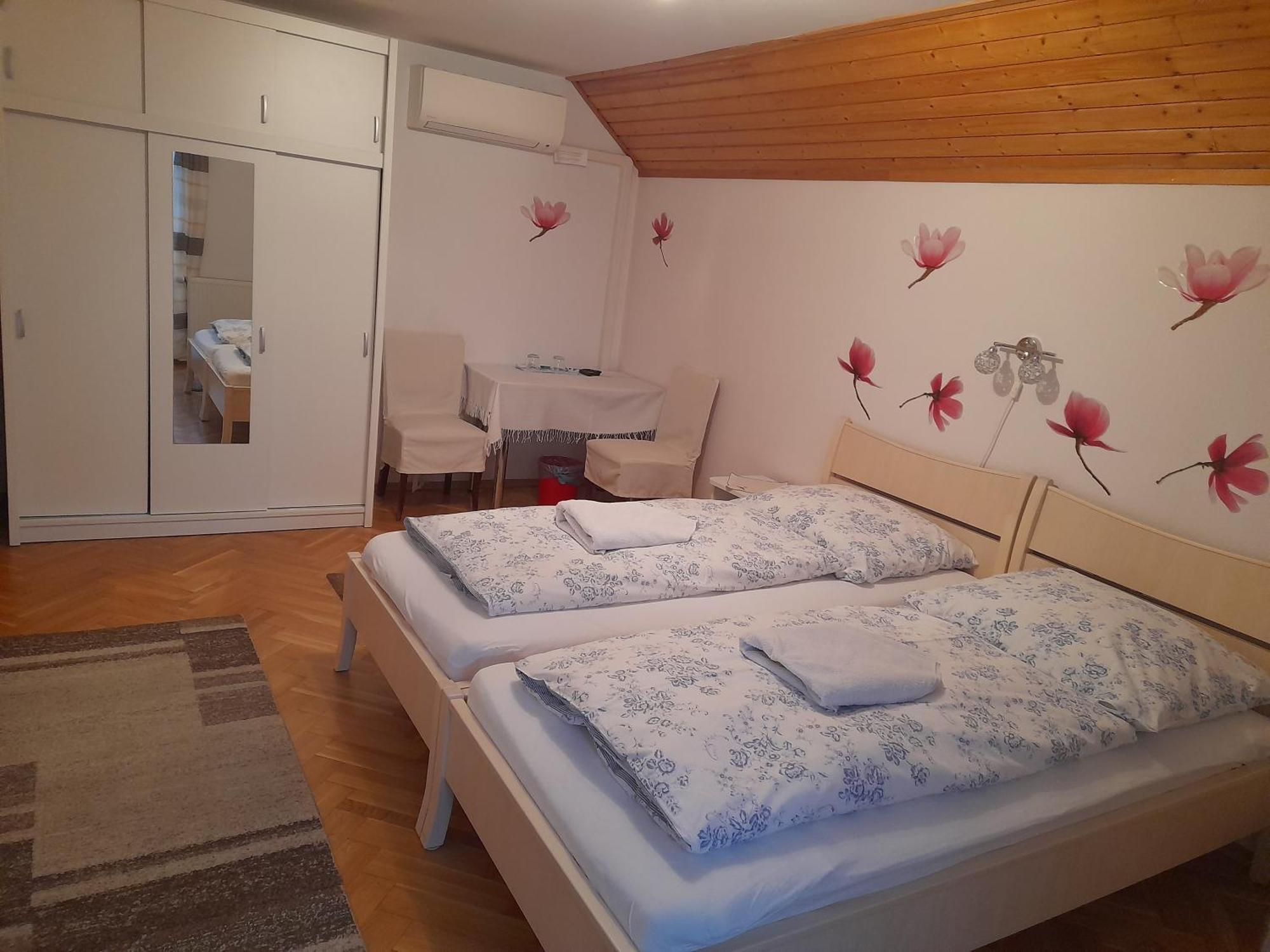 Aranyeso Vendeghaz Csorbai Hotel Будапеща Екстериор снимка